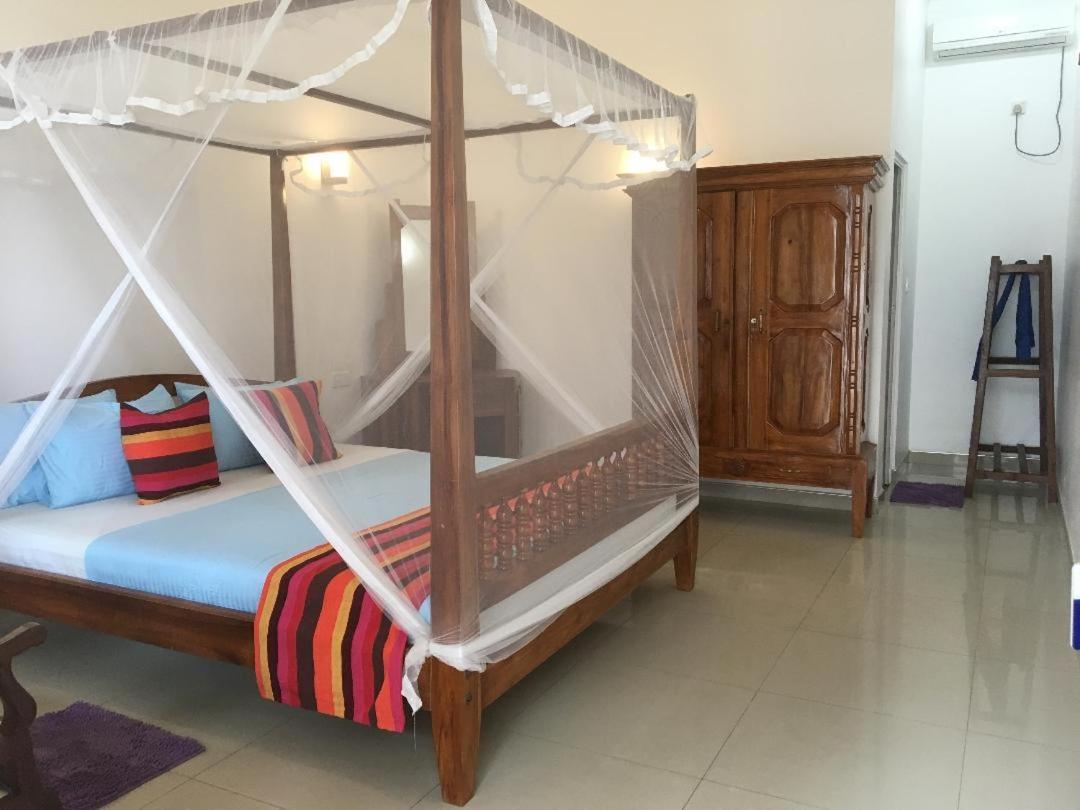 Samaru Beach House Weligama Extérieur photo